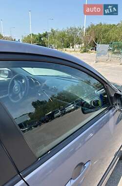 Хэтчбек Mazda 3 2006 в 