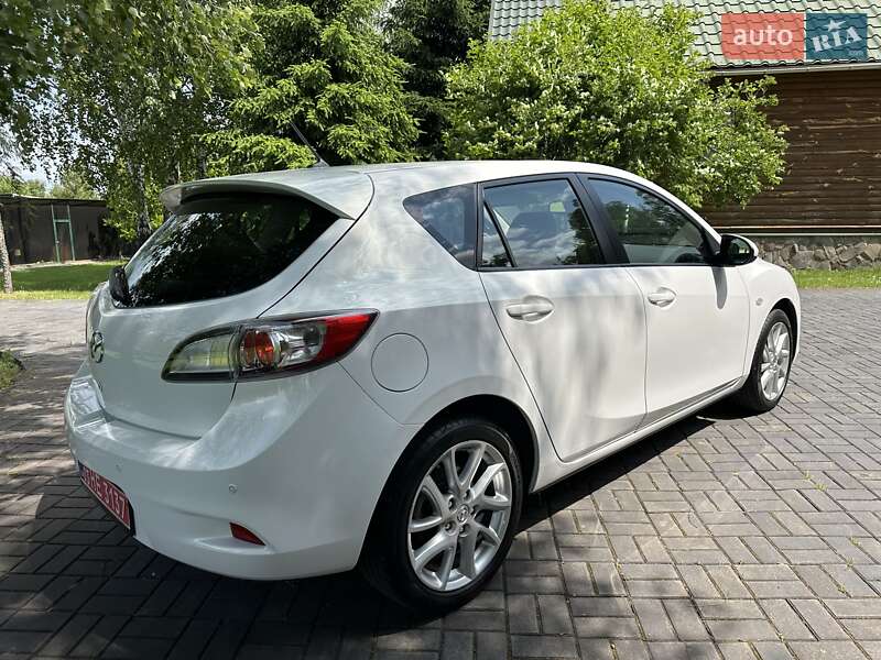 Хетчбек Mazda 3 2011 в Луцьку