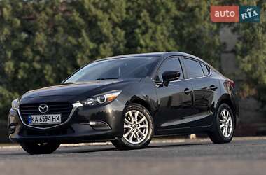 Седан Mazda 3 2017 в Киеве
