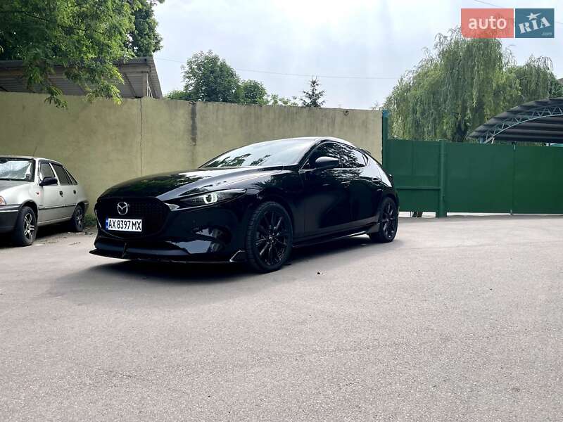 Хетчбек Mazda 3 2021 в Харкові