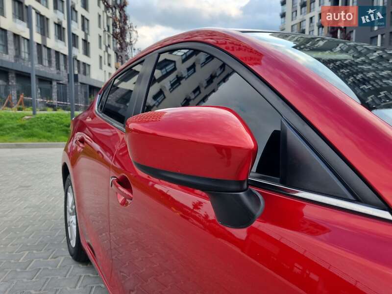 Седан Mazda 3 2013 в Кропивницком