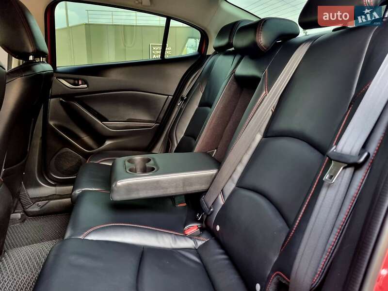 Седан Mazda 3 2013 в Кропивницком