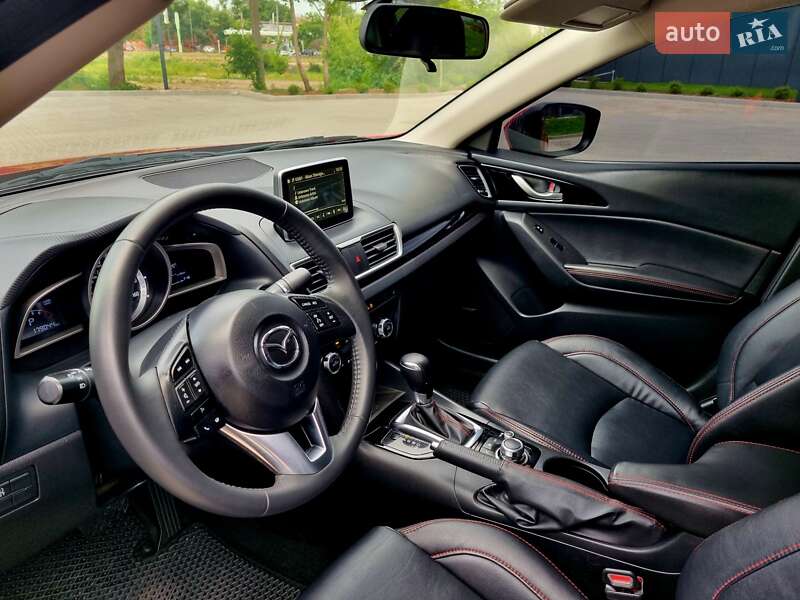 Седан Mazda 3 2013 в Кропивницком