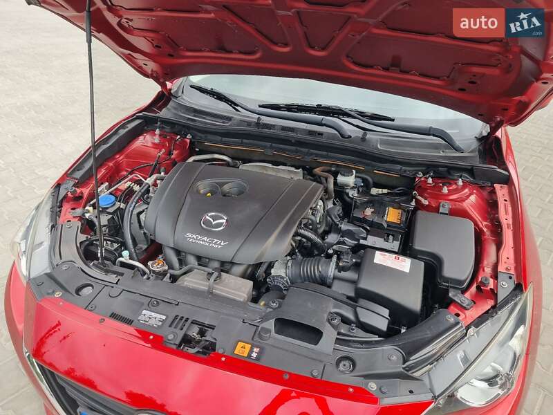 Седан Mazda 3 2013 в Кропивницком