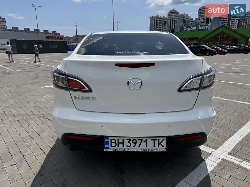Седан Mazda 3 2011 в Одесі