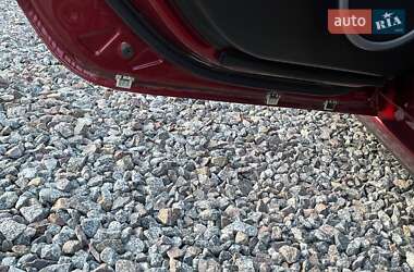 Хэтчбек Mazda 3 2008 в 