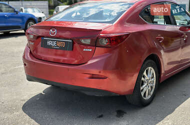 Седан Mazda 3 2013 в 