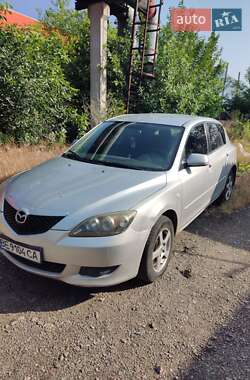 Хэтчбек Mazda 3 2004 в Николаеве