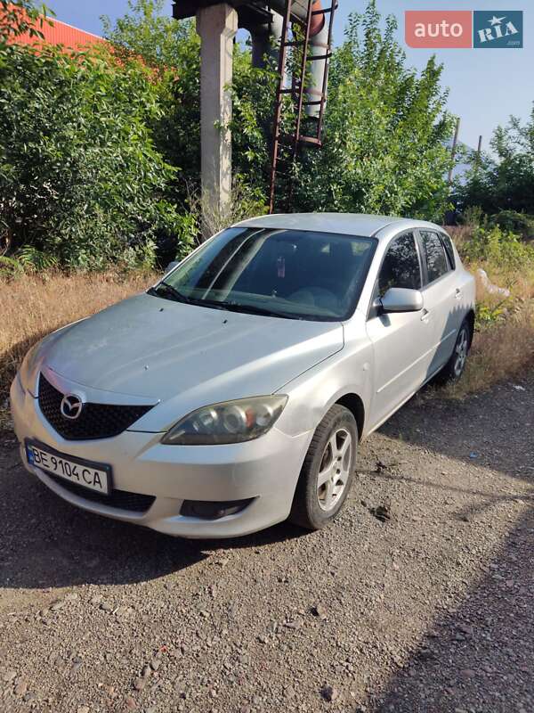 Хэтчбек Mazda 3 2004 в 