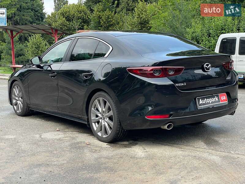 Седан Mazda 3 2019 в Киеве