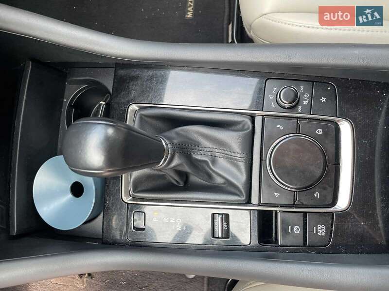 Седан Mazda 3 2019 в Киеве