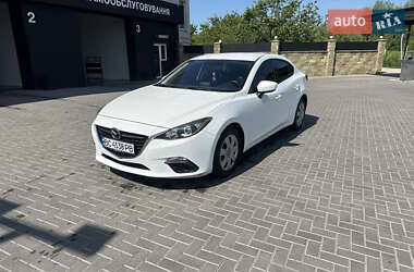 Седан Mazda 3 2015 в Львові