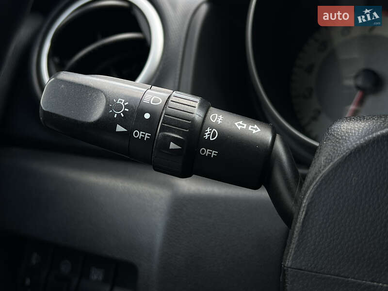 Хэтчбек Mazda 3 2007 в Николаеве фото 26 Хэтчбек Mazda 3 2007 в Николаеве