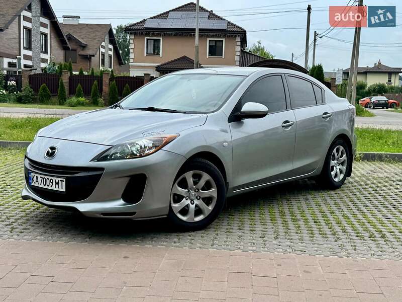 Mazda 3 2012