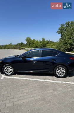Седан Mazda 3 2014 в Львове