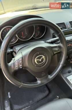 Седан Mazda 3 2006 в 