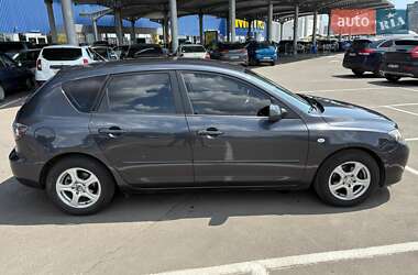 Хэтчбек Mazda 3 2006 в 