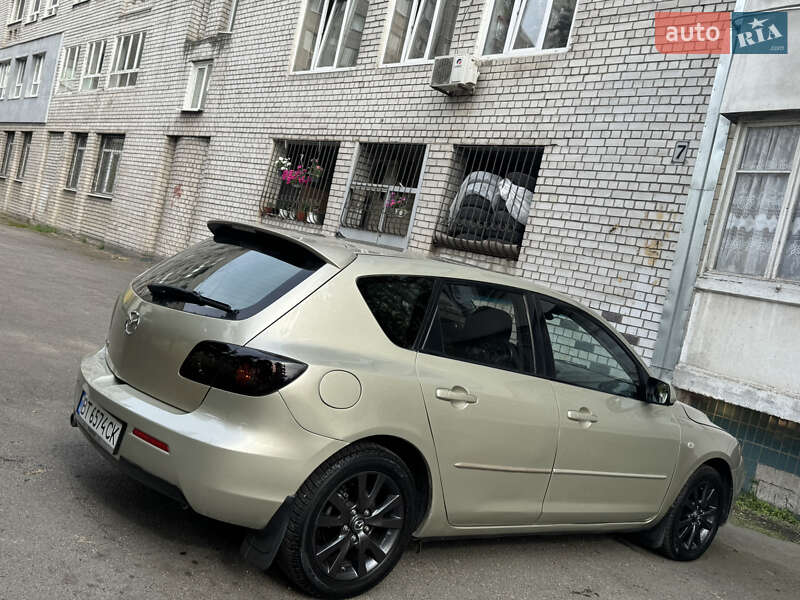 Хэтчбек Mazda 3 2008 в Днепре