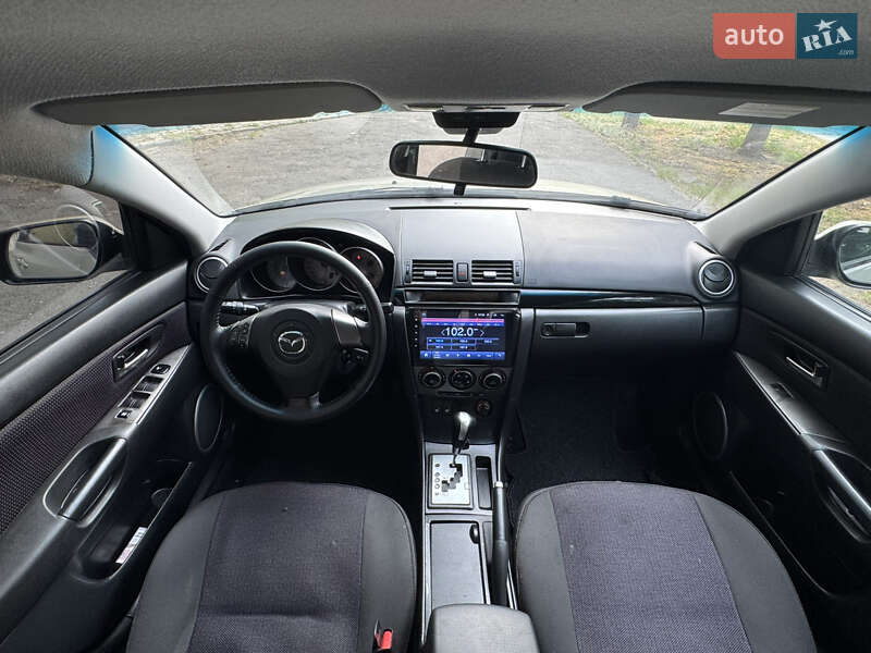 Хэтчбек Mazda 3 2008 в Днепре