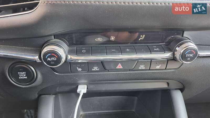 Седан Mazda 3 2020 в Києві