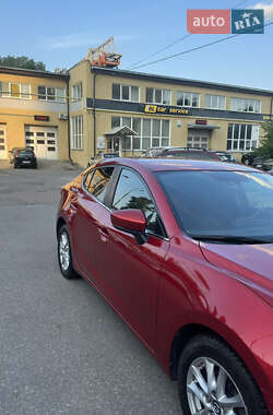 Седан Mazda 3 2017 в 