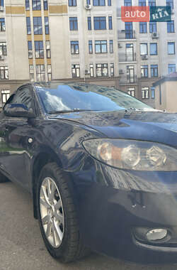 Седан Mazda 3 2006 в 