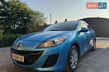 Седан Mazda 3 2011 в Дубно