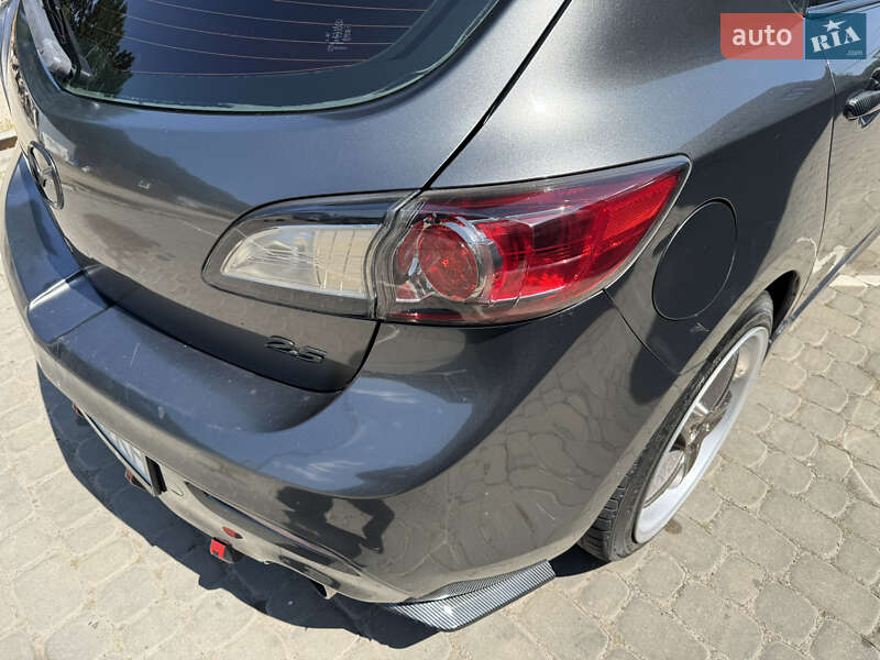Хэтчбек Mazda 3 2010 в Виннице