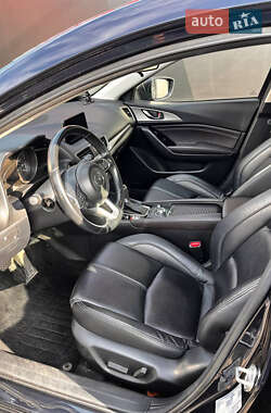 Хэтчбек Mazda 3 2018 в 