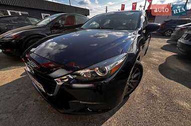 Хэтчбек Mazda 3 2018 в 