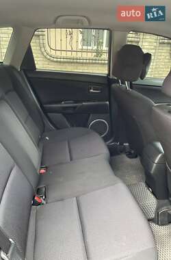 Хэтчбек Mazda 3 2006 в 