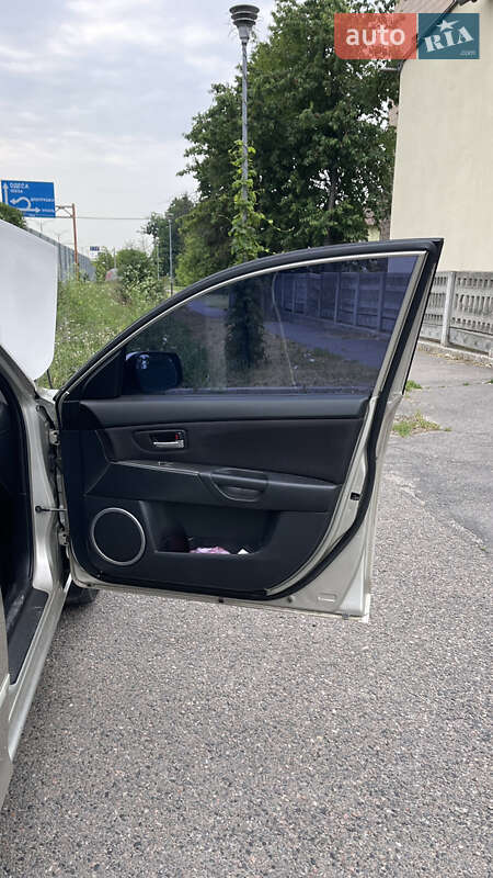 Седан Mazda 3 2007 в Умани