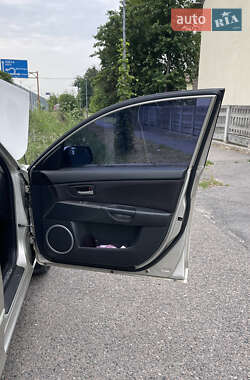 Седан Mazda 3 2007 в 
