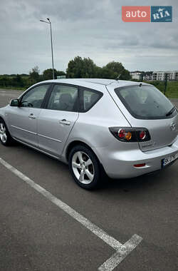 Хэтчбек Mazda 3 2006 в 