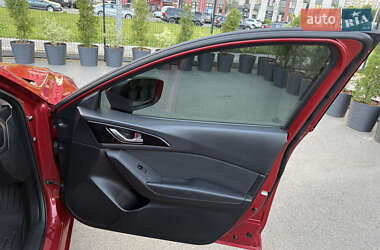 Седан Mazda 3 2013 в 