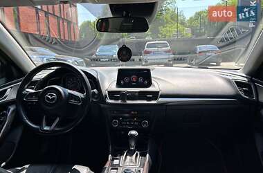 Седан Mazda 3 2018 в 