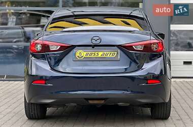 Седан Mazda 3 2015 в 