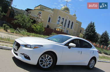 Седан Mazda 3 2017 в Одесі