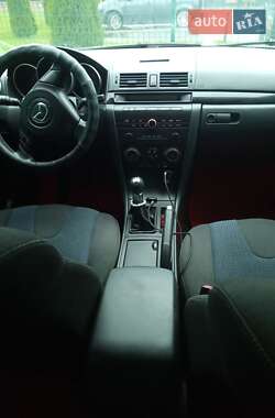 Хэтчбек Mazda 3 2004 в 
