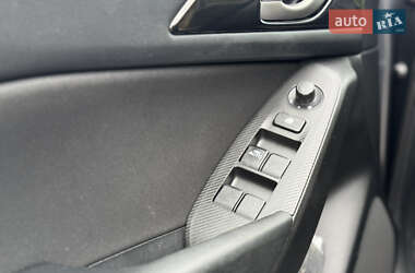 Хэтчбек Mazda 3 2014 в 