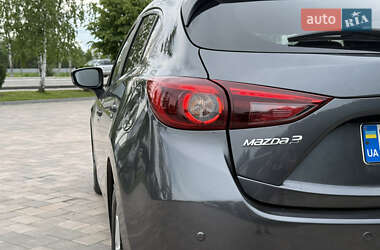Хэтчбек Mazda 3 2014 в 