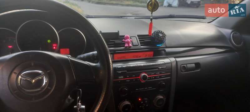 Хэтчбек Mazda 3 2003 в Запорожье