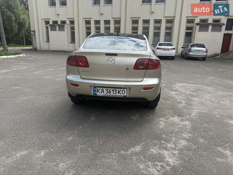 Седан Mazda 3 2005 в Киеве