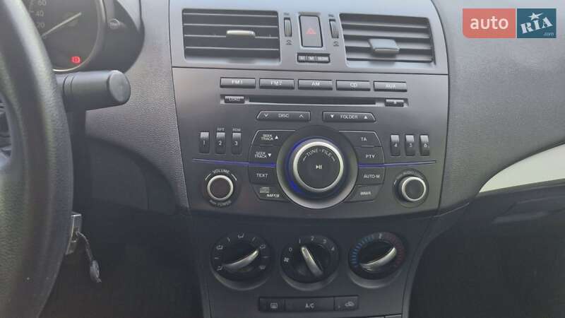 Седан Mazda 3 2012 в Киеве фото 13 Седан Mazda 3 2012 в Киеве