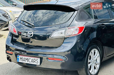 Хэтчбек Mazda 3 2011 в 