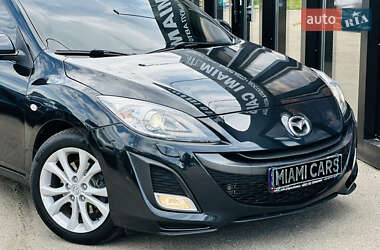 Хэтчбек Mazda 3 2011 в 