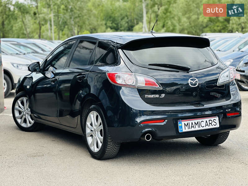 Хэтчбек Mazda 3 2011 в Харькове