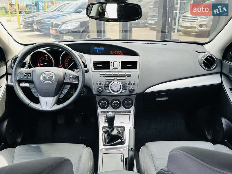 Хэтчбек Mazda 3 2011 в Харькове
