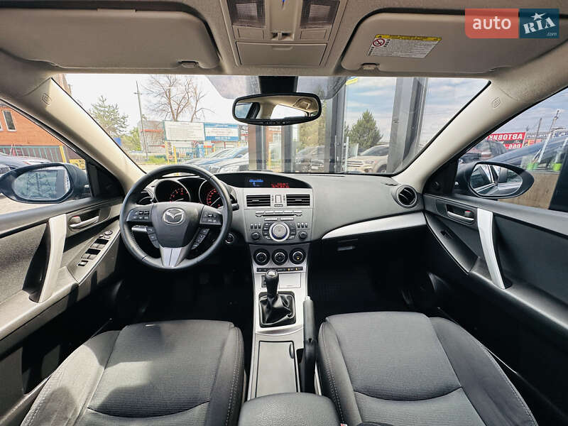 Хэтчбек Mazda 3 2011 в Харькове