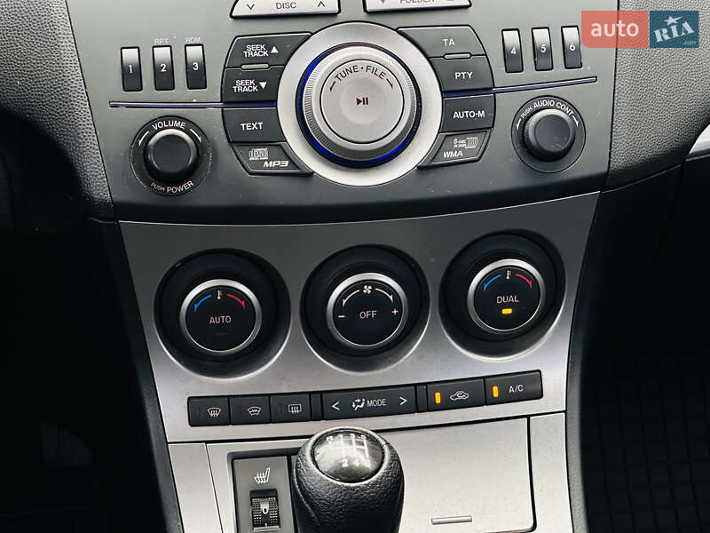 Хэтчбек Mazda 3 2011 в Харькове